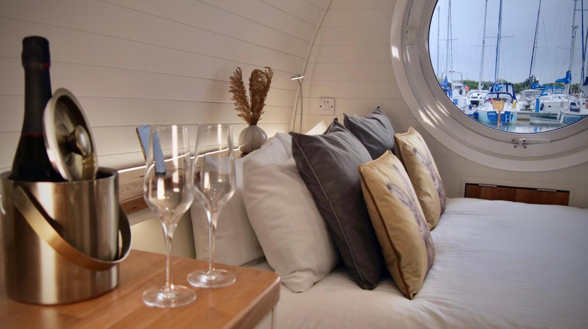 Sea Breeze Ark 900 Hotel Emsworth Kültér fotó